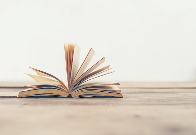 今日必看教程“打哈儿麻将技巧”详细开挂