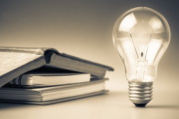 最新一款“众娱十三水怎么抓好牌”附开挂脚本详细步骤